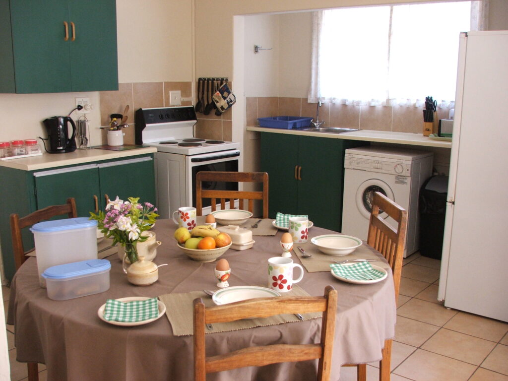 The Cottage - Kitchen Self-catering